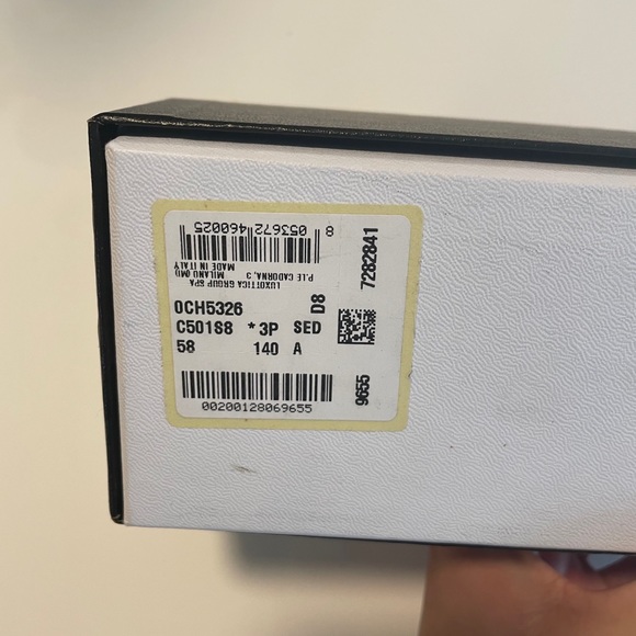 CHANEL SUNGLASSES - Picture 7 of 9